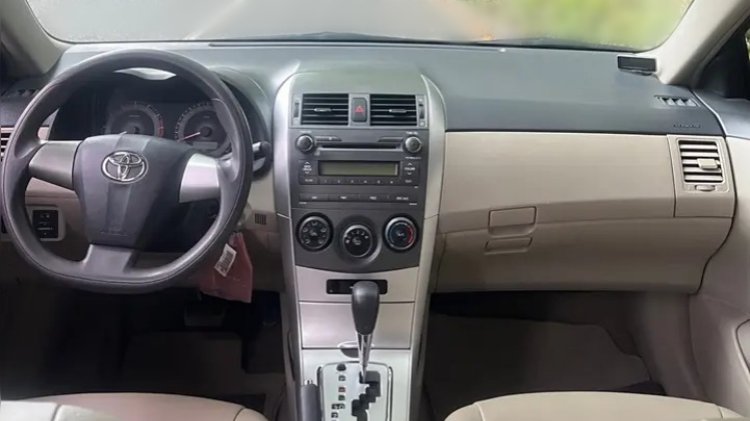 The Interior of Used 2013 Toyota Corolla 1.6L Auto