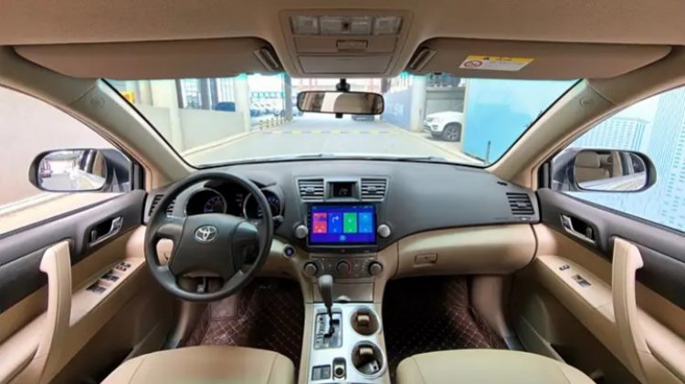 The Interior of used 2012 Toyota Highlander for Sale