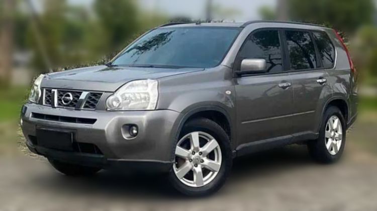 The Exterior of Used Nissan X Trail 2010 2.5L CVT