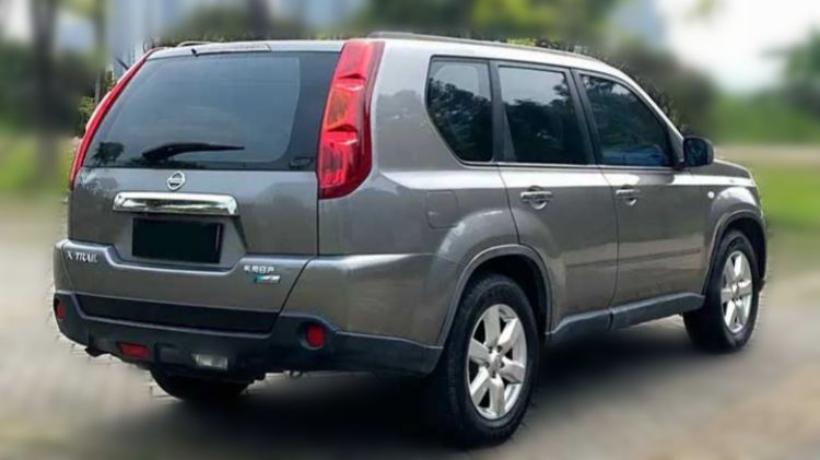 The Exterior of Used Nissan X Trail 2010 2.5L CVT