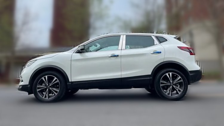 The Exterior of Second Hand Nissan Qashqai 2021 2.0L CVT