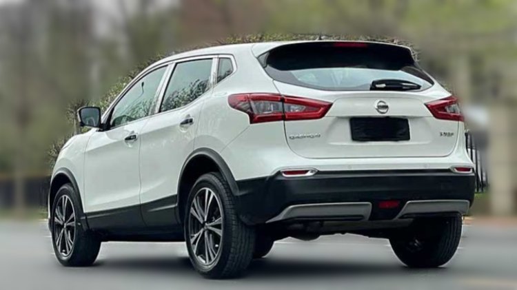 The Exterior of Second Hand Nissan Qashqai 2021 2.0L CVT