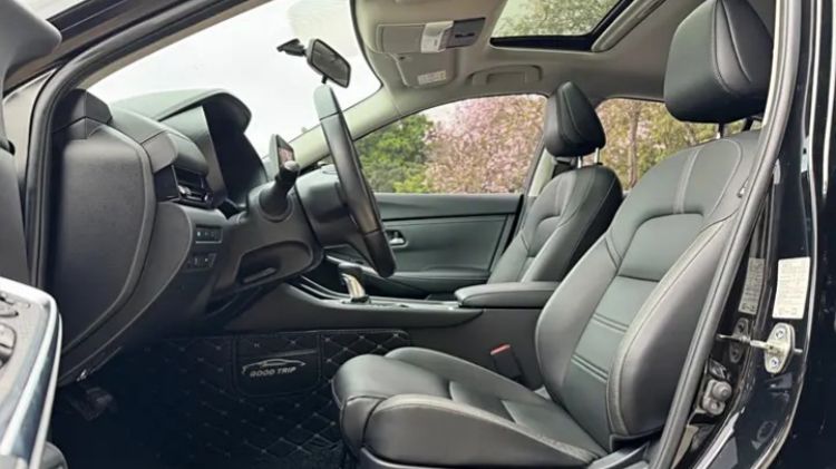 The Interior of Used Nissan Sylphy 2020 1.6XL CVT-Front row