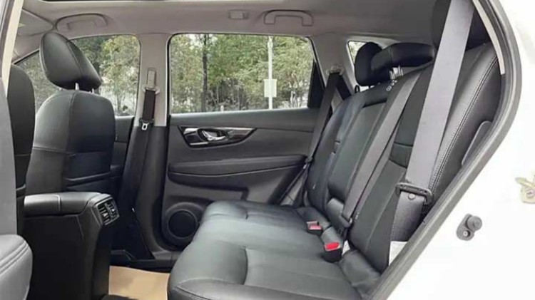 The Interior of Used X Trail 2022 2.0L